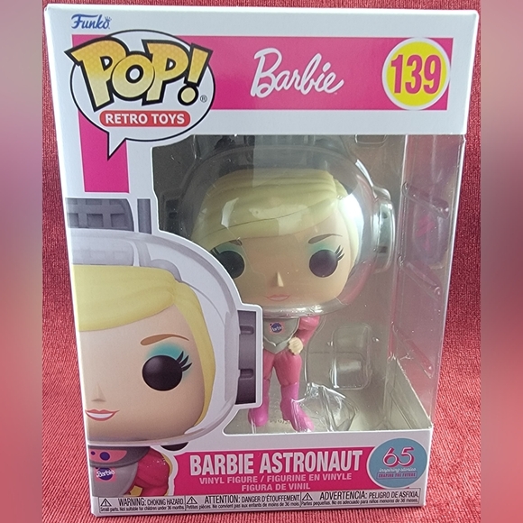 Barbie astronaut funko # 139 (nib) With pop protector - Picture 2 of 7